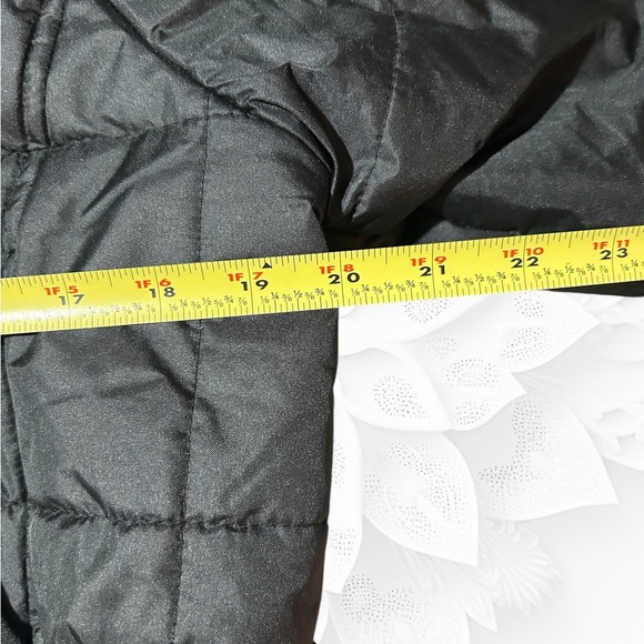 Women’s winter quilted long coat - Picture 14 of 16